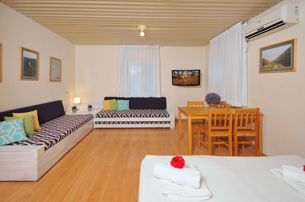 Travel Hotel Eilon Elon Esterno foto